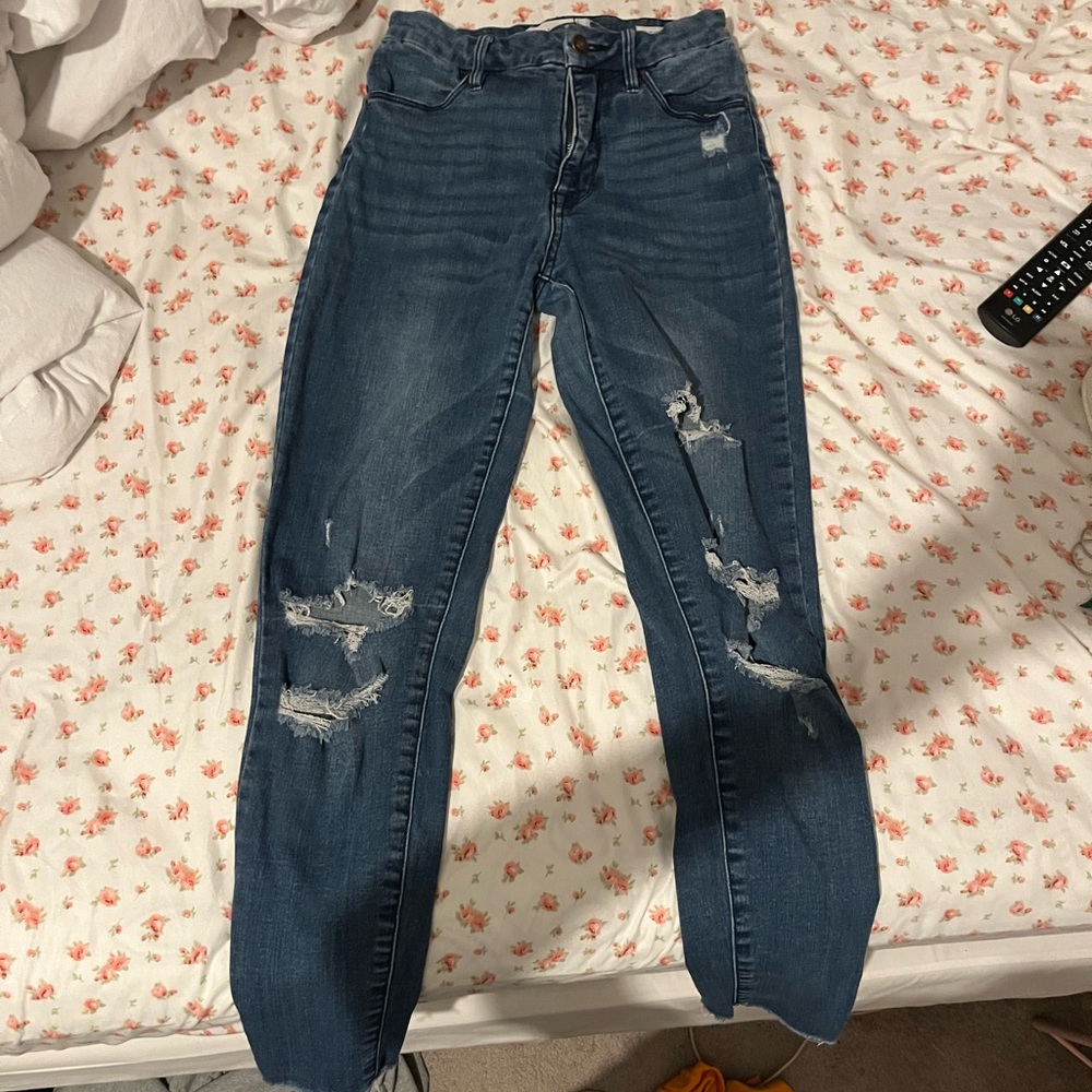 Ripped Blue Jeggings